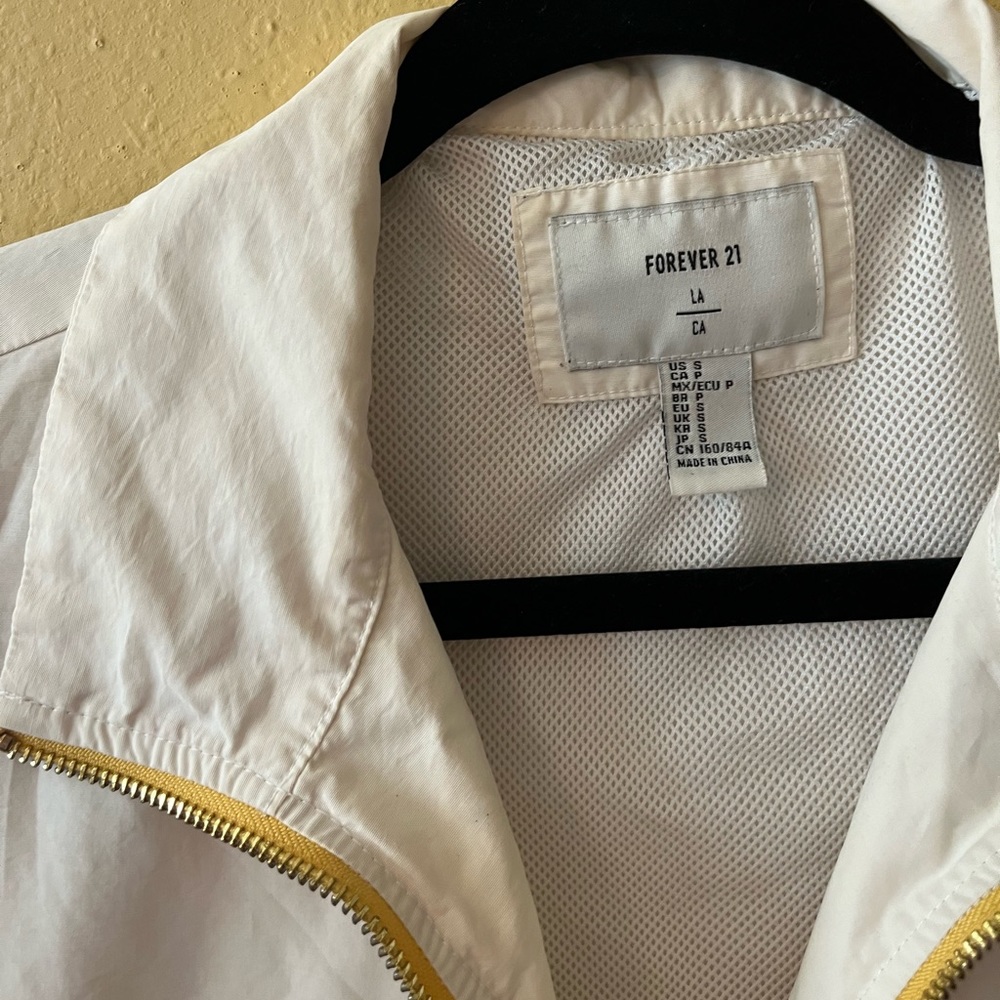 Cropped jacket - Picture 3 of 3